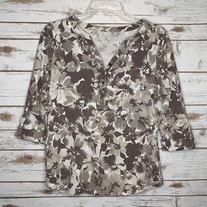 ✨3/$15✨ Studio Works Women's Floral Top Petite Small